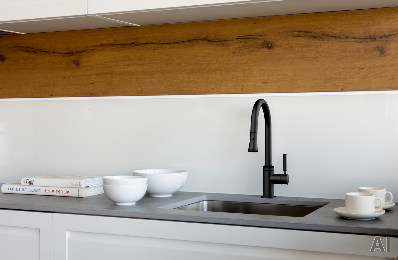 LINEA Beleza, black matt, high pressure