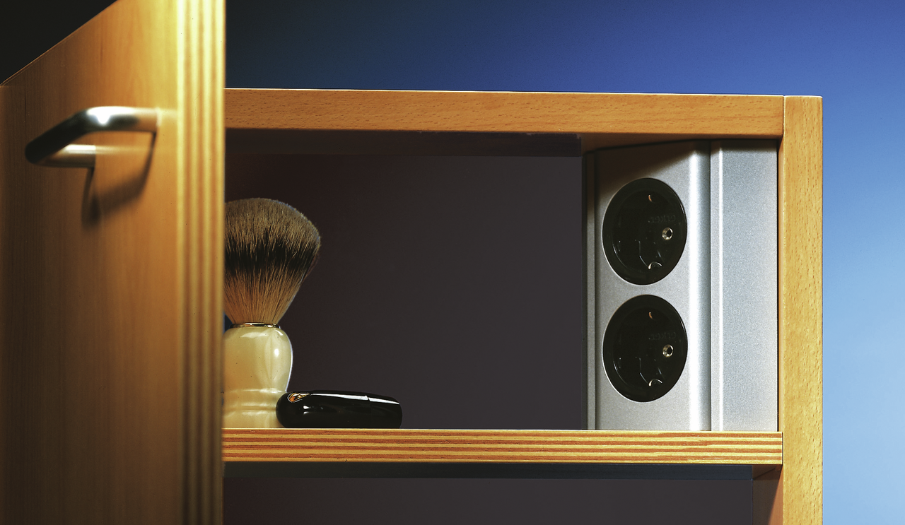 Eckbox 3, alu-metallic